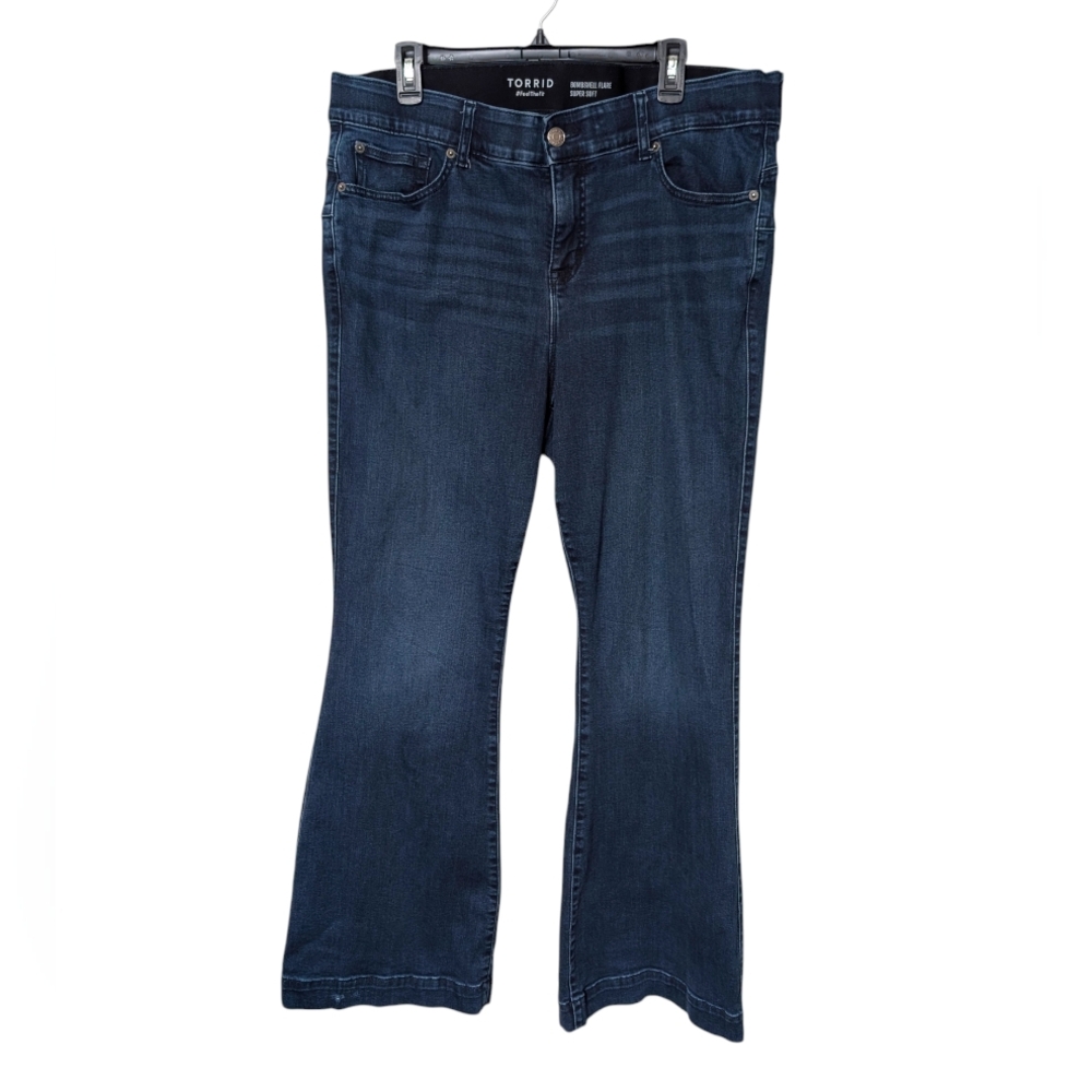 Torrid Women's Bombshell Flare Leg Super Soft Blue Denim Jeans Size 20R